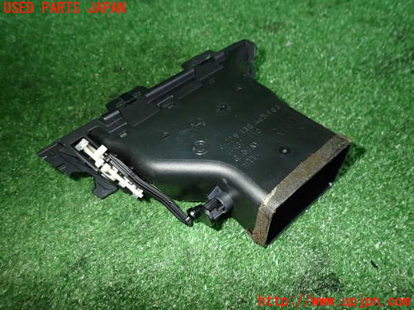 2UPJ-29657528]BMW 335i クーペ(KG35)(E92)エアコン吹き出し口3 (左) Mスポーツ 中古_m0002.jpg