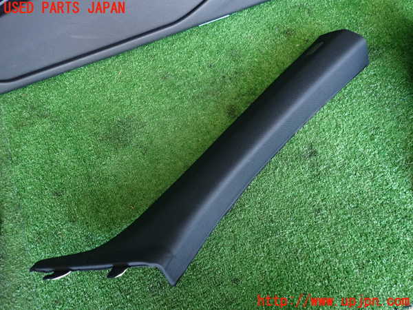 2UPJ-29657655]BMW 335i クーペ(KG35)(E92)右フロントピラートリム Mスポーツ 中古_m0001.jpg
