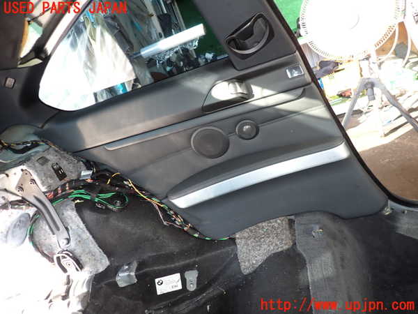 2UPJ-29657680]BMW 335i クーペ(KG35)(E92)左リアピラートリム Mスポーツ 中古_m0004.jpg