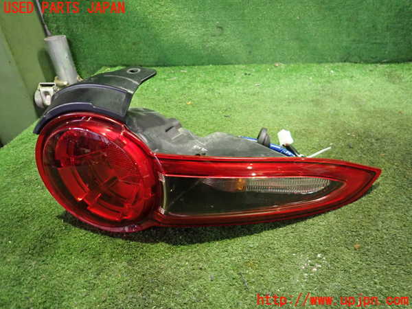 2UPJ-29661530]ロードスター(ND5RC)右テールランプ 中古_m0001.jpg