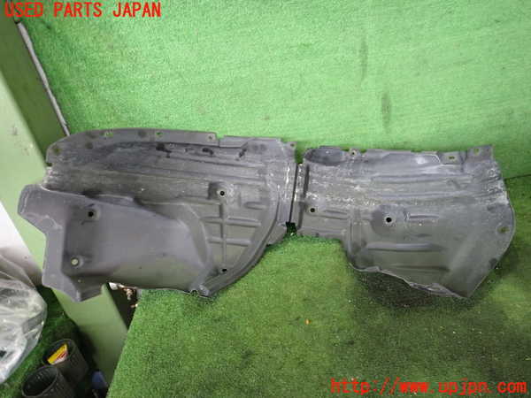 5UPJ-29661090]ロードスター(ND5RC)右前フェンダーライナー 中古_m0002.jpg