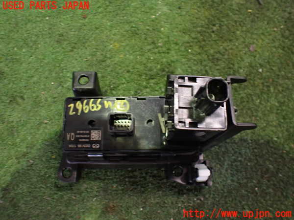 5UPJ-29666307]ロードスター(ND5RC)スイッチ2 (ソナー) 中古_m0002.jpg