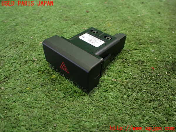 5UPJ-29666290]ロードスター(ND5RC)ハザードスイッチ 中古_m0001.jpg