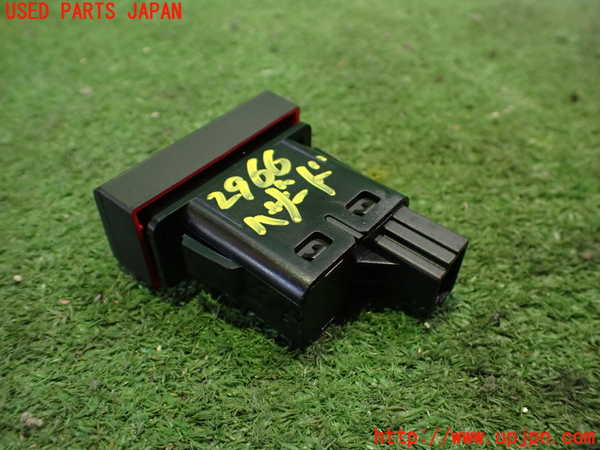 5UPJ-29666290]ロードスター(ND5RC)ハザードスイッチ 中古_m0002.jpg
