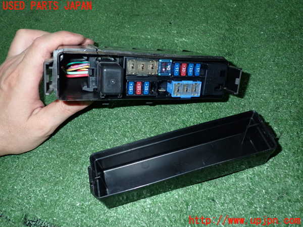 2UPJ-29676743]フェアレディZロードスター(HZ34)ヒューズボックス3 中古_m0003.jpg