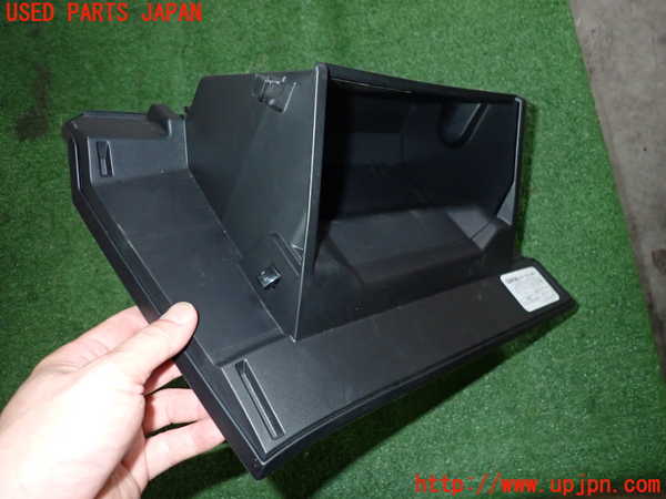 2UPJ-29677516]フェアレディZロードスター(HZ34)グローブボックス1 中古_m0003.jpg