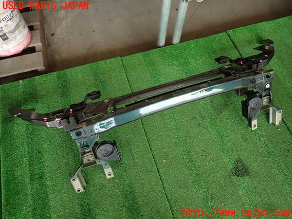 2UPJ-29681040]ジャガー・XE(JA2GA)アッパーコアサポート 中古_m0001.jpg