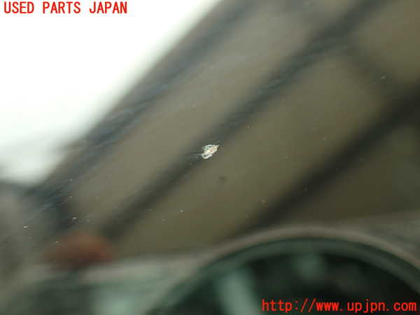2UPJ-29681195]ジャガー・XE(JA2GA)フロントガラス 中古(43R-011057 M2447)_m0003.jpg