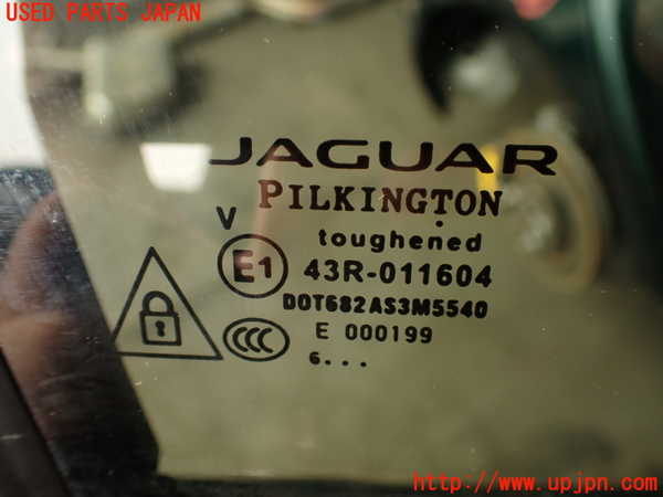 2UPJ-29681290]ジャガー・XE(JA2GA)右後ドア 中古(43R-011604 M5540)_m0004.jpg