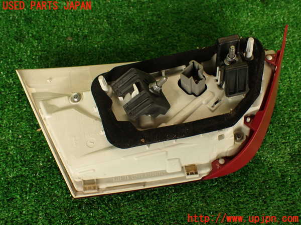 2UPJ-29681550]ジャガー・XE(JA2GA)右リアフィニッシャー 中古_m0003.jpg