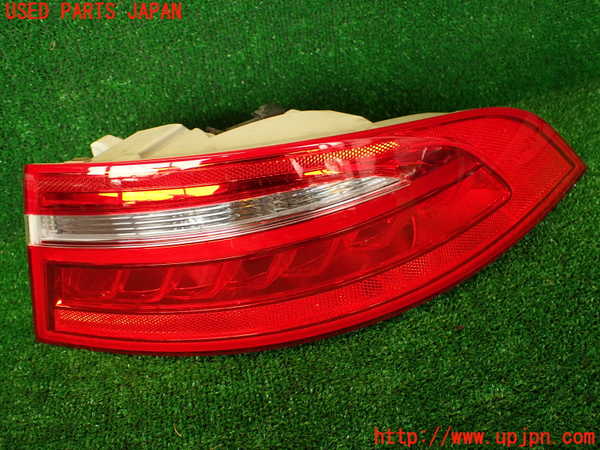2UPJ-29681530]ジャガー・XE(JA2GA)右テールランプ 中古_m0001.jpg