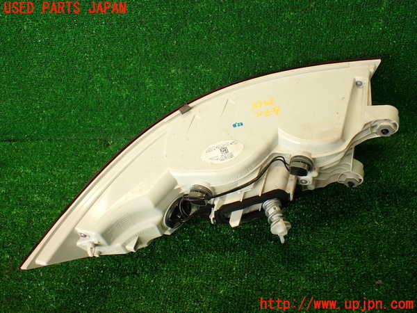 2UPJ-29681536]ジャガー・XE(JA2GA)左テールランプ 中古_m0003.jpg