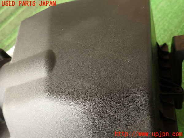 2UPJ-29682560]ジャガー・XE(JA2GA)エアクリーナーボックス 中古_m0005.jpg