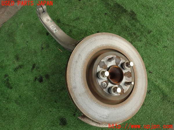 2UPJ-29684290]ジャガー・XE(JA2GA)右フロントナックルハブ 中古_m0001.jpg