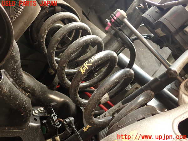 2UPJ-29685100]ジャガー・XE(JA2GA)右リアスプリング 中古_m0001.jpg