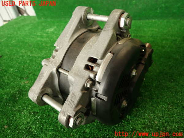 2UPJ-29686015]ジャガー・XE(JA2GA)オルタネーター(ダイナモ) 中古_m0002.jpg