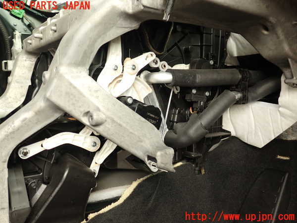 2UPJ-29686081]ジャガー・XE(JA2GA)エバポレーター1 中古_m0002.jpg
