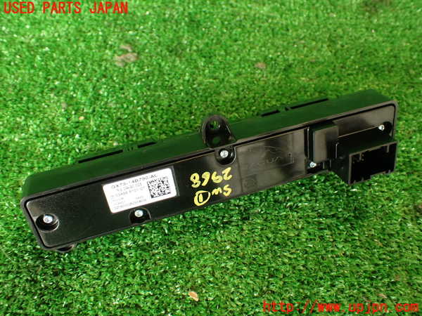 2UPJ-29686306]ジャガー・XE(JA2GA)スイッチ1 (アイドリングストップOFF、横滑り防止OFF他) 中古_m0003.jpg