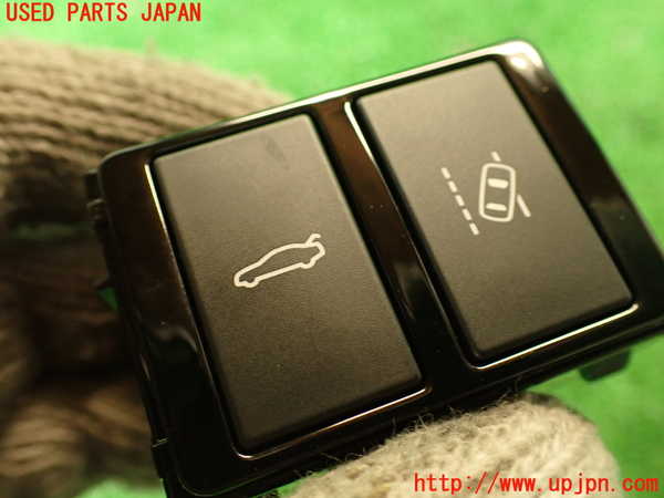 2UPJ-29686309]ジャガー・XE(JA2GA)スイッチ4 (トランク、LDW) 中古_m0002.jpg