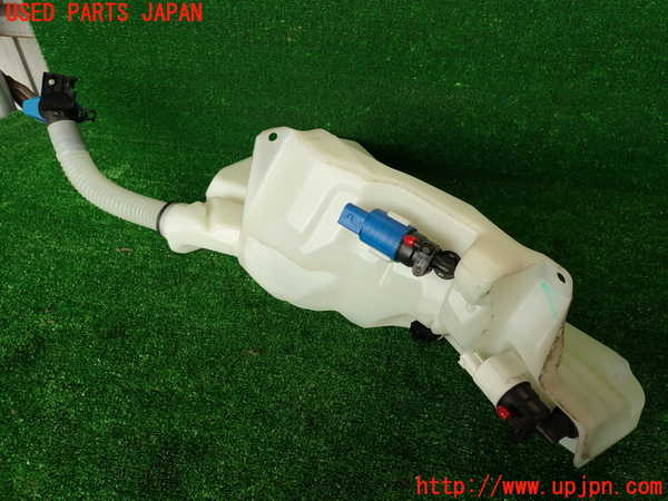 2UPJ-29686791]ジャガー・XE(JA2GA)ウォッシャータンク1 中古_m0002.jpg