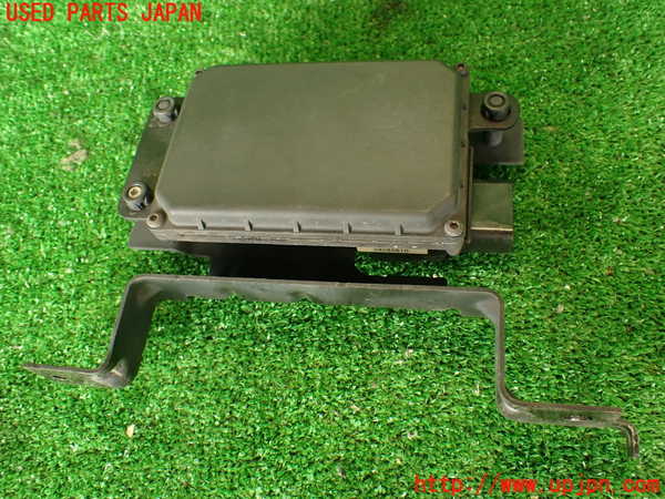 2UPJ-29686381]ジャガー・XE(JA2GA)センサー1 中古_m0001.jpg