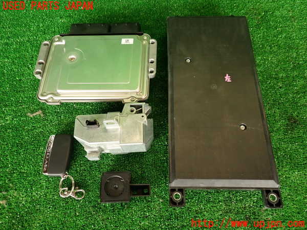 2UPJ-29686110]ジャガー・XE(JA2GA)エンジンコンピューター 中古_m0002.jpg