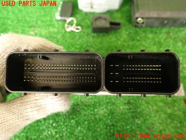 2UPJ-29686110]ジャガー・XE(JA2GA)エンジンコンピューター 中古_m0003.jpg