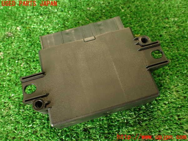 2UPJ-29686150]ジャガー・XE(JA2GA)コンピューター5 (Parking Aid Module) 中古_m0002.jpg