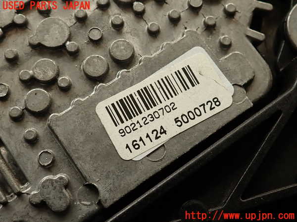 2UPJ-29686836]ジャガー・XE(JA2GA)電動ファン1 中古_m0002.jpg