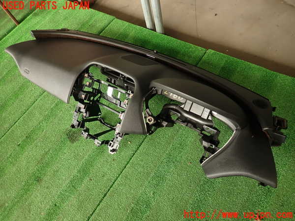 2UPJ-29687505]ジャガー・XE(JA2GA)ダッシュボード 中古_m0001.jpg
