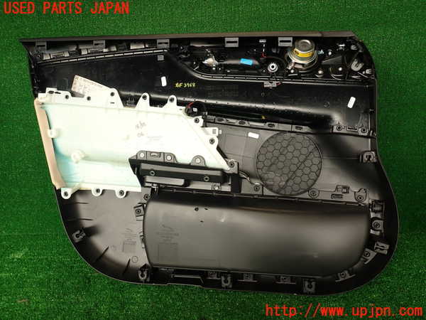 2UPJ-29681234]ジャガー・XE(JA2GA)右前ドア内張り 中古_m0005.jpg