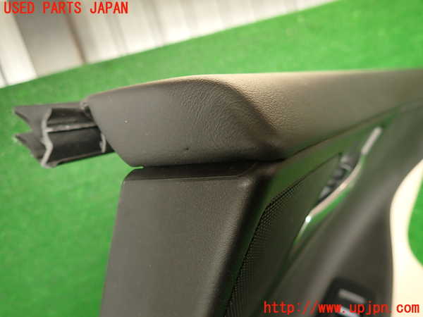 2UPJ-29681294]ジャガー・XE(JA2GA)右後ドア内張り 中古_m0004.jpg