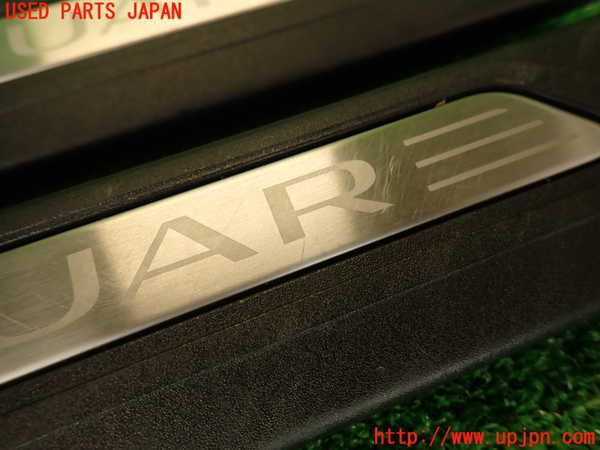 2UPJ-29687740]ジャガー・XE(JA2GA)スカッフプレート 中古_m0002.jpg