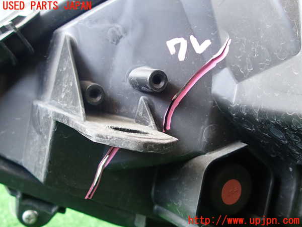 2UPJ-29691130]アクア(AQUA)(NHP10)右ヘッドライト HID 中古_m0004.jpg