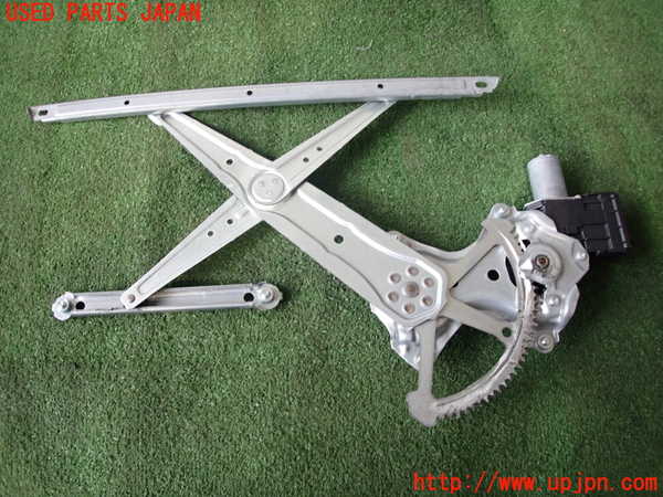 2UPJ-29691236]アクア(AQUA)(NHP10)右前レギュレーターモーター 中古_m0002.jpg