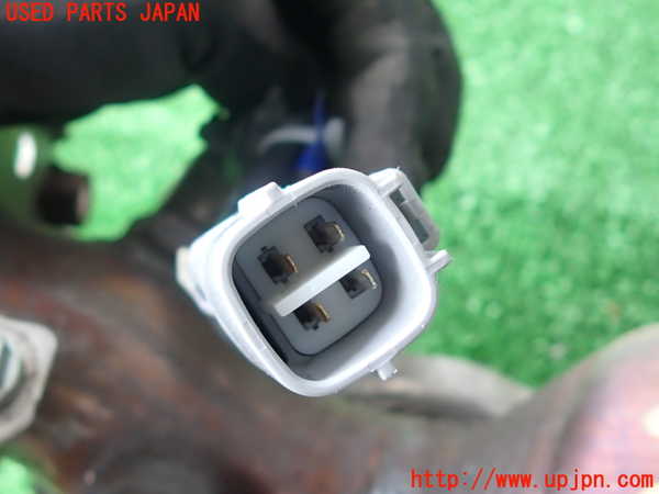 2UPJ-29692041]アクア(AQUA)(NHP10)エキマニ1 (触媒 マニバーター) 中古_m0005.jpg