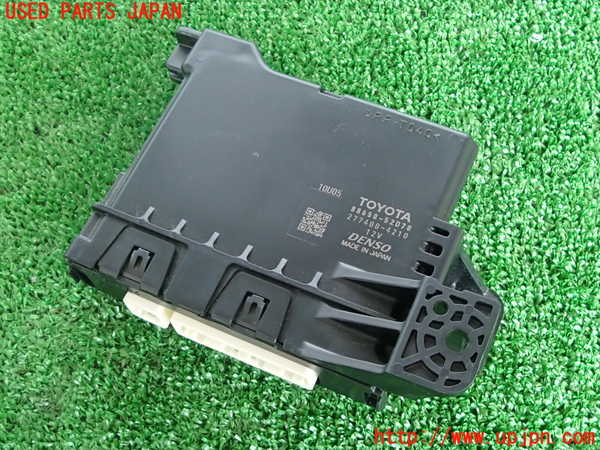 2UPJ-29696146]アクア(AQUA)(NHP10)コンピューター1 (88650-52Ｄ70) 中古_m0001.jpg