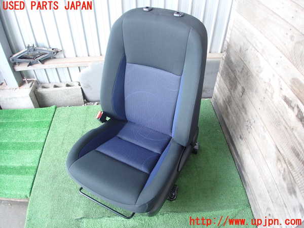 2UPJ-29697065]アクア(AQUA)(NHP10)助手席シート 中古_m0001.jpg