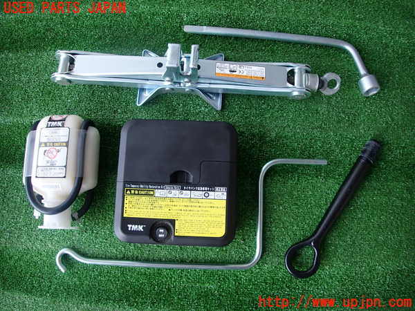 2UPJ-29697805]アクア(AQUA)(NHP10)車載工具 中古_m0001.jpg