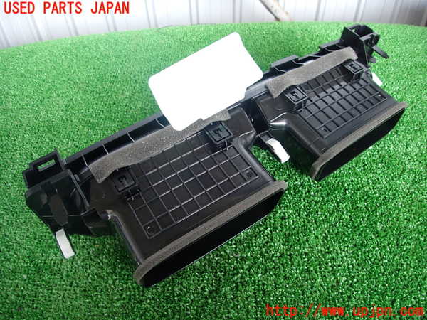 2UPJ-29697526]アクア(AQUA)(NHP10)エアコン吹き出し口1 (真中) 中古_m0003.jpg