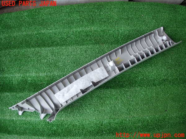 2UPJ-29697660]アクア(AQUA)(NHP10)左フロントピラートリム 中古_m0002.jpg