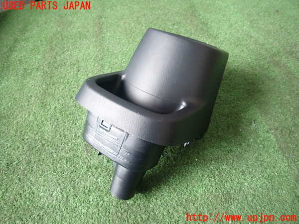 2UPJ-29697810]アクア(AQUA)(NHP10)ドリンクホルダー 中古_m0002.jpg