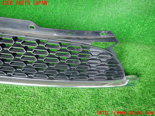 2UPJ-29701050]BMW ミニ(MINI)クーパーS クラブマン(ZG16)(R55)ラジエターグリル 中古_m0002.jpg
