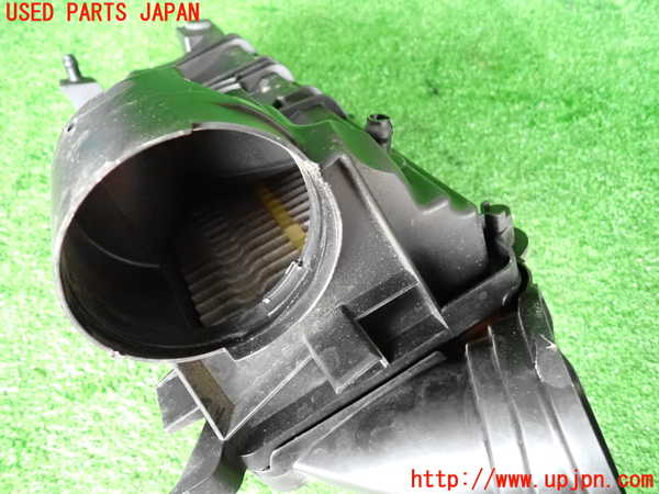 2UPJ-29702560]BMW ミニ(MINI)クーパーS クラブマン(ZG16)(R55)エアクリーナーボックス 中古_m0003.jpg