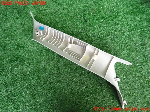 2UPJ-29707660]BMW ミニ(MINI)クーパーS クラブマン(ZG16)(R55)左フロントピラートリム 中古_m0003.jpg