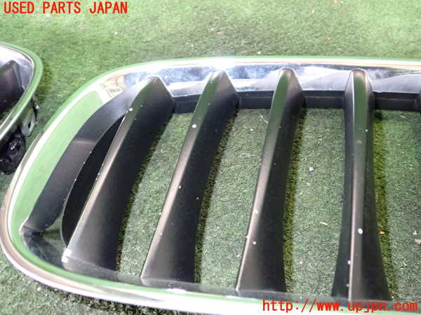 2UPJ-29711050]BMW Z4(LM30)(E89)ラジエターグリル 中古_m0003.jpg