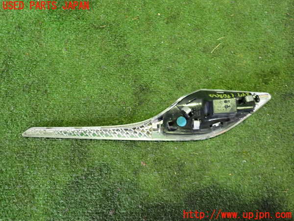 2UPJ-29711162]BMW Z4(LM30)(E89)左ウィンカーレンズ 中古_m0003.jpg