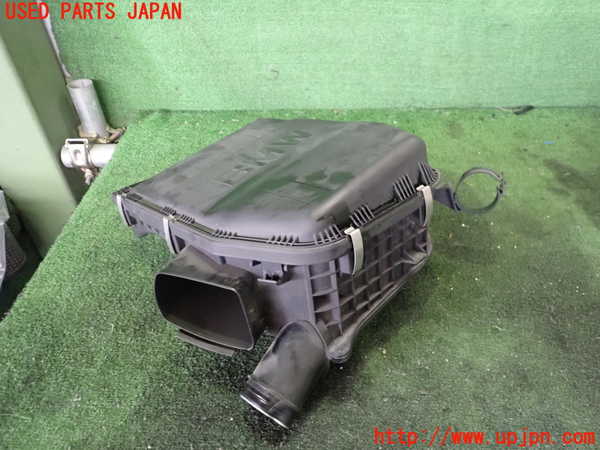 2UPJ-29712560]BMW Z4(LM30)(E89)エアクリーナーボックス 中古_m0001.jpg