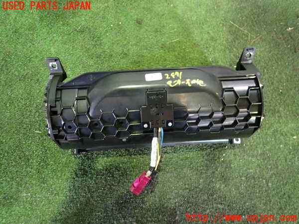 2UPJ-29716629]BMW Z4(LM30)(E89)モニター 中古_m0002.jpg