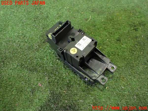 2UPJ-29716308]BMW Z4(LM30)(E89)スイッチ3 (電動パーキングブレーキ) 中古_m0002.jpg